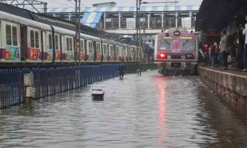 mumbai,bandra,kurla,worli, sandacruise, മഴ, വെള്ളപ്പൊക്കം, മുംബൈ, ബാന്ദ്ര