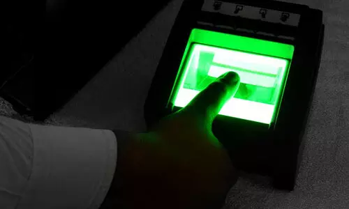 ആ​ദി​വാ​സി ഭ​ക്ഷ​ണ​ക്കി​റ്റി​ന് ബ​യോ​മെ​ട്രി​ക് പ​രി​ശോ​ധ​ന