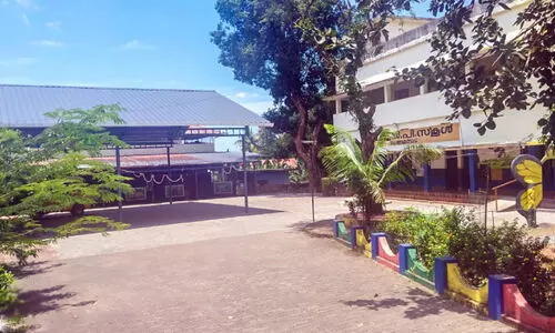 113 വ​ർ​ഷം പി​ന്നി​ട്ട്​ ചെ​ങ്ങ​മ​നാ​ട് ഗ​വ. എ​ൽ.​പി സ്കൂ​ൾ