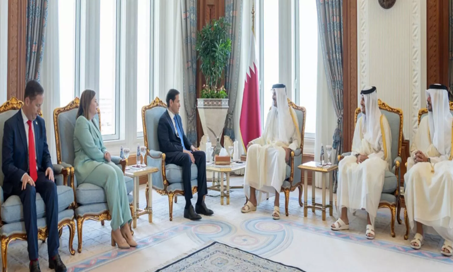 യു.എസ് സ്റ്റേറ്റ് സെക്രട്ടറി ഖത്തർ അമീറുമായി കൂടിക്കാഴ്ച നടത്തി