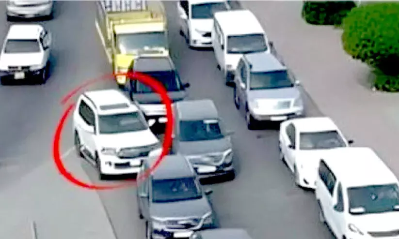 ഗ​താ​ഗ​ത നി​യ​മ​ലം​ഘ​നം; സ​മൂ​ഹ മാ​ധ്യ​മ​ങ്ങ​ളി​ലെ ദൃ​ശ്യ​ങ്ങ​ളും ന​ട​പ​ടി​ക്ക് കാ​ര​ണ​മാ​കും