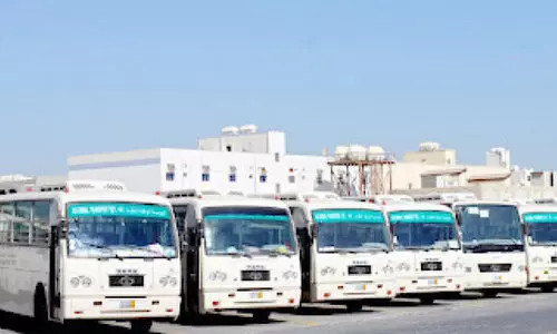 സ്വ​കാ​ര്യ​മേ​ഖ​ല​യി​ലെ ജീ​വ​ന​ക്കാ​ർ​ക്ക് യാ​ത്രാ​ബ​ത്ത നി​ർ​ബ​ന്ധ​മാ​ക്കാ​ൻ നീ​ക്കം