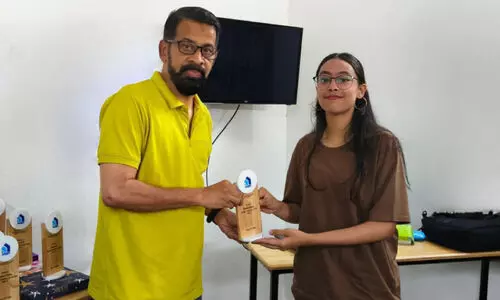 ഉ​ന്ന​ത​വി​ജ​യം നേ​ടി​യ​വ​രെ ആ​ദ​രി​ച്ചു