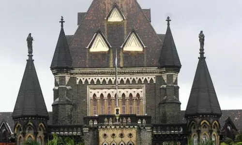 ‘നിങ്ങളുടെ മകൻ കൊല്ലപ്പെട്ടുവെങ്കിൽ എന്തുകൊണ്ട് കേസിൽ സാക്ഷിയായില്ല, എല്ലാവർക്കും അപ്പീൽ നൽകാൻ തുറന്നുവെച്ച ഗേറ്റ് അല്ല കോടതി; മലേഗാവ് സ്ഫോടനക്കേസ് അപ്പീൽ ഹരജിയിൽ ബോംബെ  ഹൈകോടതി