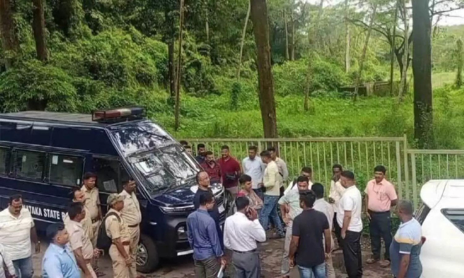 ധർമസ്ഥലയിൽ വീണ്ടും ട്വിസ്റ്റ്: ഒമ്പതിടങ്ങളിൽ നിന്ന് മൃതദേഹാവശിഷ്ടങ്ങൾ കണ്ടെത്തി