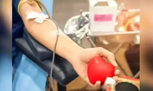 ര​ക്ത​ദാ​ന ക്യാമ്പ് വെ​ള്ളി​യാ​ഴ്ച