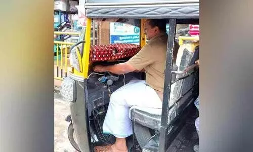 മൃതദേഹം സംസ്കരിക്കാൻ സ്ഥലം വിട്ടുനൽകി ഓട്ടോഡ്രൈവർ