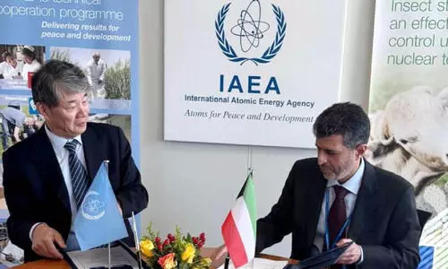 സ​ഹ​ക​ര​ണം ശ​ക്തി​പ്പെ​ടു​ത്ത​ൽ; കു​വൈ​ത്തും ഐ.​എ.​ഇ.​എ​യും പു​തി​യ ക​രാ​റി​ൽ ഒ​പ്പി​ട്ടു