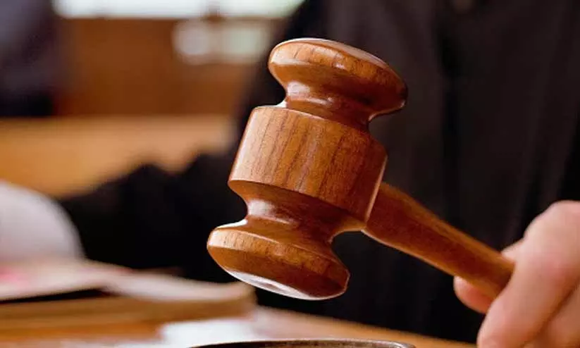 ജ​ഡ്ജി​യാ​ണ് ഹീ​റോ