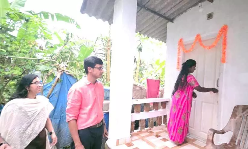 ആറ് വീടുകൾ പുനർ നിർമിച്ചു; പനച്ചിക്കാട് ആകെ മാറി ആറ് വീടുകൾ പുനർ നിർമിച്ചു; പനച്ചിക്കാട് ആകെ മാറി