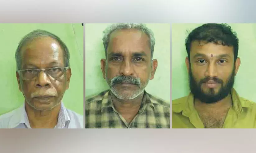 കാട്ടുപന്നിയെ വേട്ടയാടി മാംസം വിറ്റ കേസിൽ മൂന്നുപേർ അറസ്റ്റിൽ