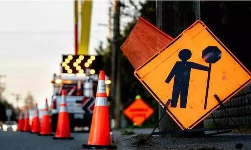 ഗ​താ​ഗ​ത നി​യ​ന്ത്ര​ണം