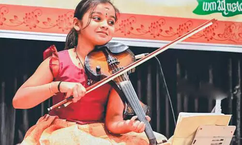 വ​യ​ലി​നി​ൽ വി​സ്മ​യം തീ​ർ​ക്കാ​ൻ ഗം​ഗ​യെ​ത്തും