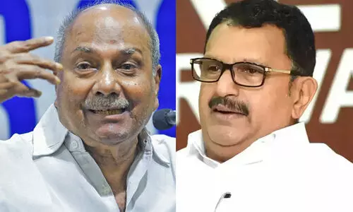 AK-Antony-K Muraleedharan