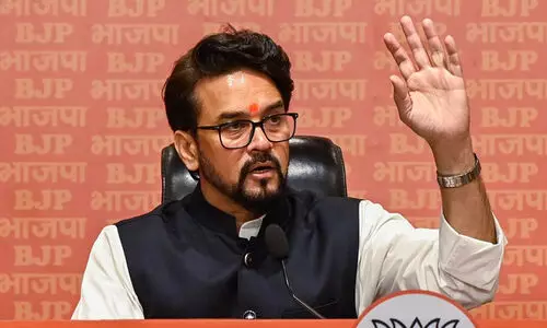 ഹൈഡ്രജൻബോംബ് പൊട്ടിക്കുമെന്നുപറഞ്ഞ രാഹുൽ പൂത്തിരി കൊണ്ടുവന്നു പക്ഷേ അതും കെട്ടുപോയി -അനുരാഗ് ഠാകുർ