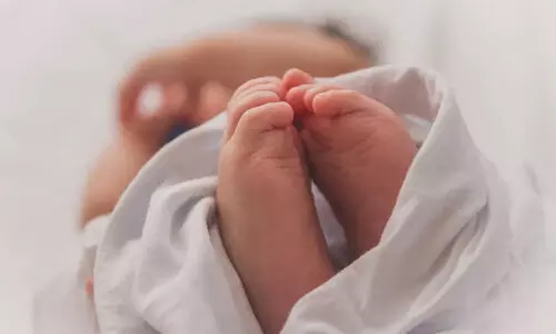 യു.പിയിൽ കുഴിച്ചുമൂടിയ 20 ദിവസം പ്രായമായ പെൺകുഞ്ഞ് ജീവനായി പൊരുതുന്നു