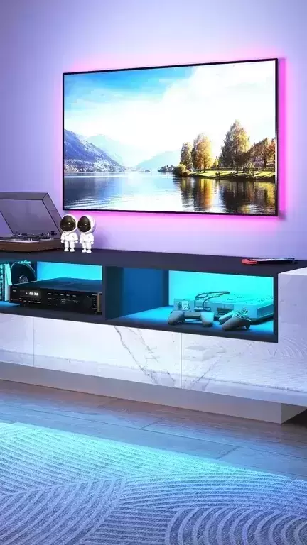 ആമസോൺ ക്ലിയറൻസ് സ്റ്റോർ; 70% കിഴിവിൽ ഒരു അടിപൊളി ടിവി വാങ്ങിയാലോ,