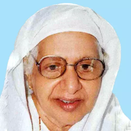 മു​ൻ മ​ന്ത്രി അ​ഹ​മ്മ​ദ് കു​രി​ക്ക​ളു​ടെ ഭാ​ര്യ ആ​മി​ന ഹ​ജ്ജു​മ്മ