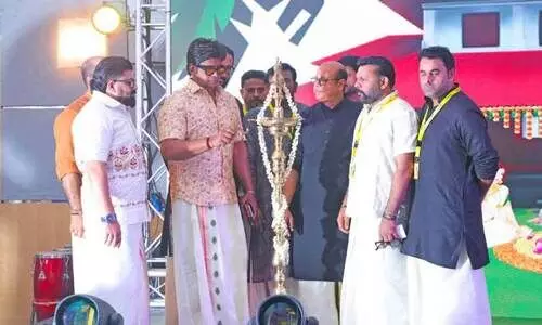 പ്ര​ച​ര ചാ​വ​ക്കാ​ട് ഓ​ണാ​ഘോ​ഷം