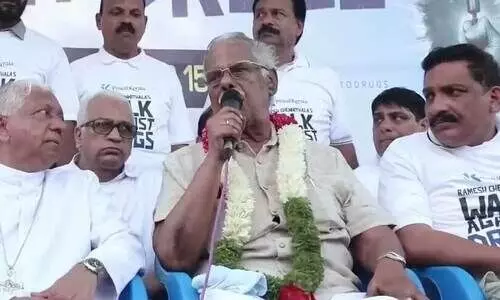 ‘മന്ത്രിയെ ബഹു. ചേർത്തില്ലെങ്കിൽ പൊലീസ് പിടിക്കും, ഒറ്റയടിക്ക് ഞാൻ മരിച്ച് പോകും...’; ബഹു. ഉത്തരവിനെ ട്രോളി ടി. പത്മനാഭൻ