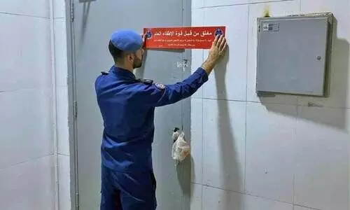 അ​ഗ്നി സു​ര​ക്ഷാ പ​രി​ശോ​ധ​ന ര​ണ്ട് സ്ഥാ​പ​ന​ങ്ങ​ൾ അ​ട​ച്ചു​പൂ​ട്ടി