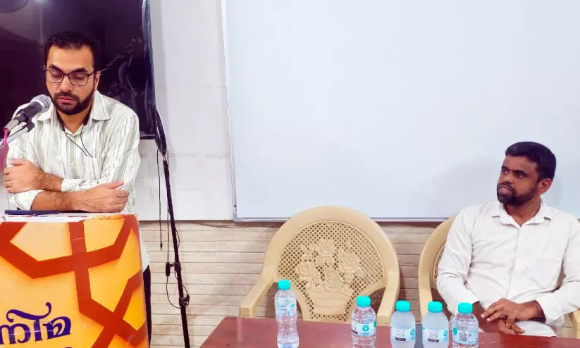 മു​ഹ​മ്മ​ദ് ന​ബി നീ​തി​യു​ടെ സാ​ക്ഷ്യം; ത​നി​മ പൊ​തു​പ്ര​ഭാ​ഷ​ണം സം​ഘ​ടി​പ്പി​ച്ചു