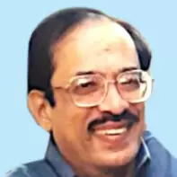 ഡോ. ​ആ​ർ. വേ​ലാ​യു​ധ​ൻ നാ​യ​ർ