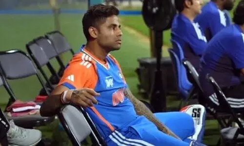 മൂന്നാം നമ്പരിൽനിന്ന് 11ലേക്ക് സ്വയം താഴ്ത്തി, ബാറ്റിങ്ങിന് ഇറങ്ങിയില്ല; സൂര്യയുടേത് ഓവർസ്മാർട്ട് ആകാനുള്ള ശ്രമമെന്ന് വിമർശനം