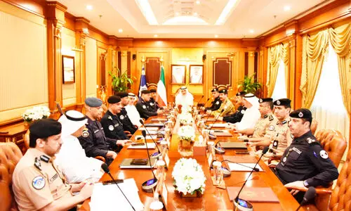 പ​രി​ശോ​ധ​ന​യും ജാ​ഗ്ര​ത​യും ഉ​റ​പ്പാ​ക്കും; സു​ര​ക്ഷ ശ​ക്തി​പ്പെ​ടു​ത്താ​ൻ രാ​ജ്യം ആ​ഭ്യ​ന്ത​ര മ​ന്ത്രി വി​ല​യി​രു​ത്തി