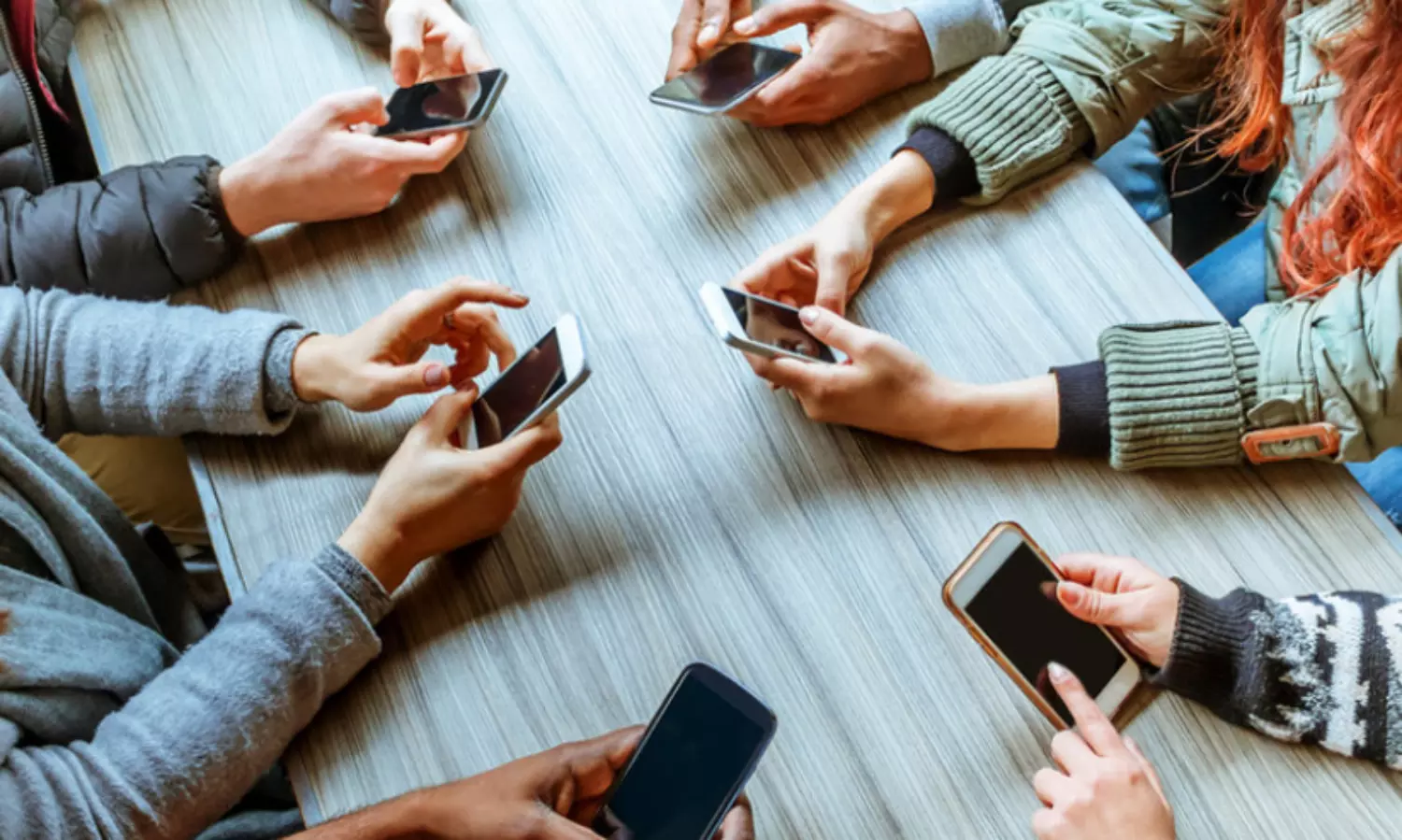 കുട്ടികളിലെ മൊബൈൽ ഫോൺ അഡിക്ഷനിൽനിന്നും മോചിപ്പിക്കാൻ മാതാപിതാക്കൾക്ക് ഇതാ കുറുക്കുവഴികൾ