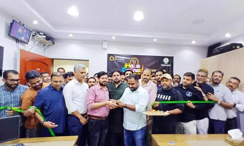 ‘ഹ​ല കാ​സ്രോ​ഡ് ഗ്രാ​ന്റ്‌ ഫെ​സ്റ്റ്‌’​ സ്വാ​ഗ​ത​സം​ഘം ഓ​ഫി​സ് തു​റ​ന്നു