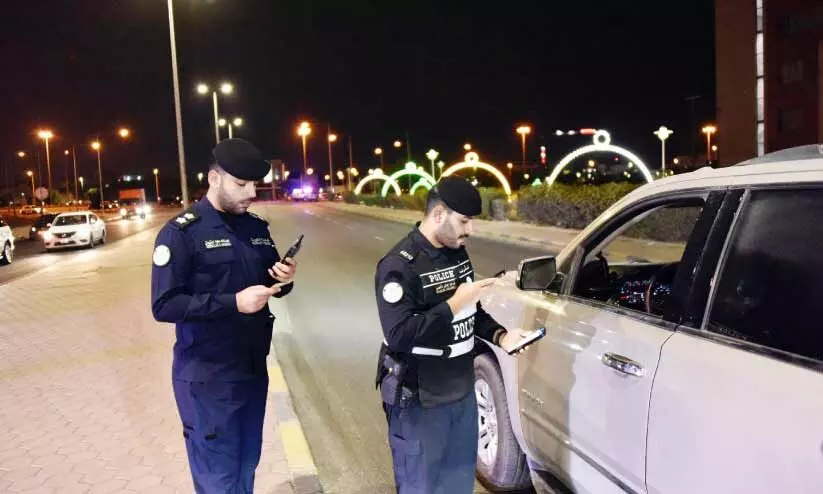 പ​രി​ശോ​ധ​ന​ക​ൾ തു​ട​രു​ന്നു; താ​മ​സ, തൊ​ഴി​ൽ, ഗ​താ​ഗ​ത നി​യ​മ ലം​ഘ​ക​ർ പി​ടി​യി​ൽ