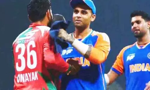 ഏ​ഷ്യാ​ക​പ്പ് ക്രി​ക്ക​റ്റ്; മ​നം നി​റ​ച്ച് ഒ​മാ​ൻ മ​ട​ക്കം