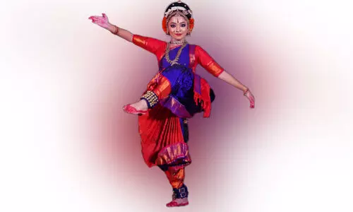 കി​രീ​ടം ചൂ​ടി സെ​ന്റ് റാ​ഫേ​ൽ ക​ത്തീ​ഡ്ര​ൽ