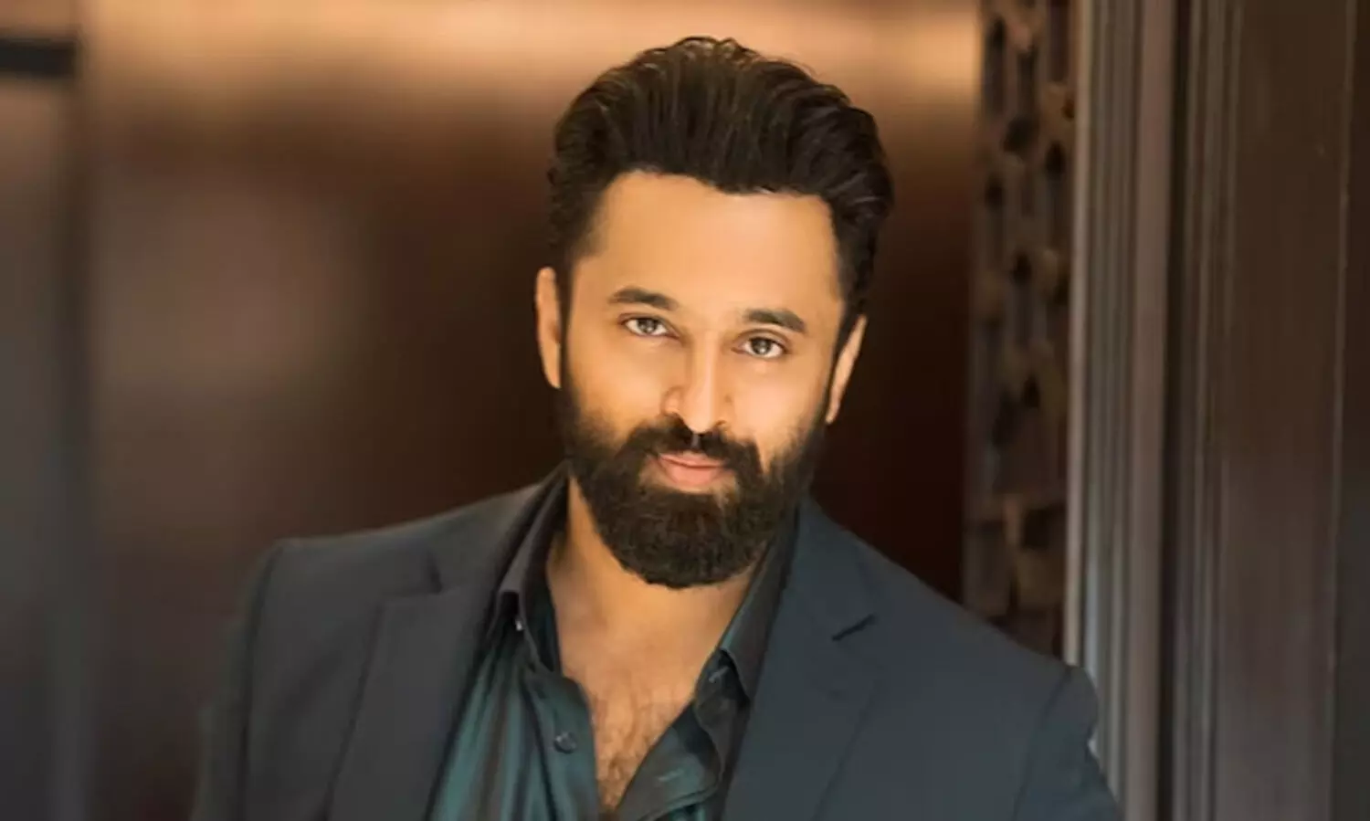 മുൻ മാനേജറെ മര്‍ദിച്ചെന്ന കേസ്; ഉണ്ണി മുകുന്ദന്‍ നേരിട്ട് ഹാജരാകണമെന്ന് കോടതി