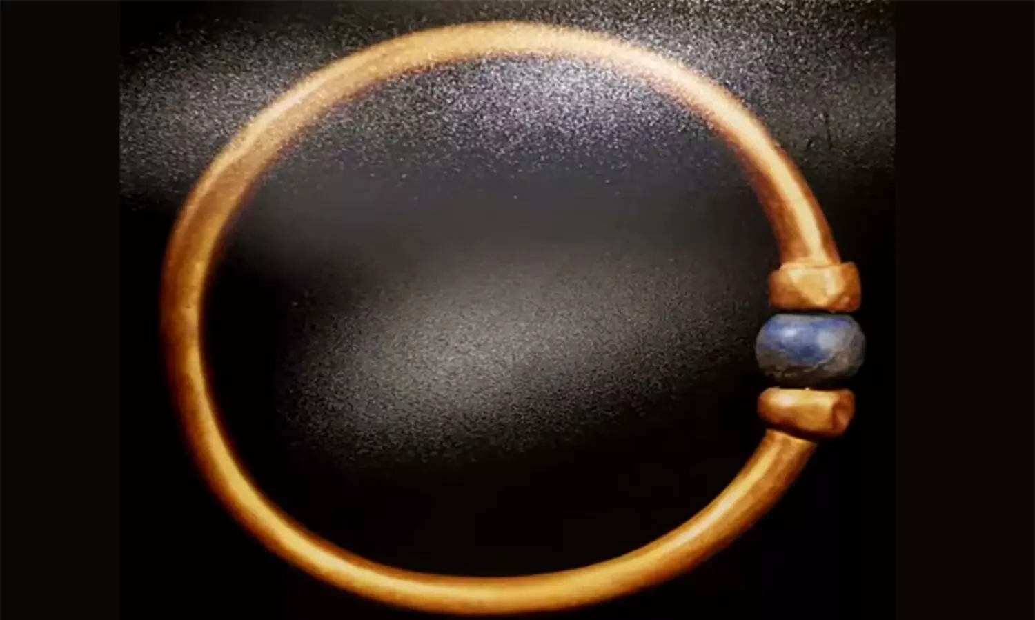 3,000 വർഷം പഴക്കം; ഫറവോയുടെ ബ്രേസ്‌ലറ്റ് മോഷ്ടിച്ച് ഉരുക്കിവിറ്റു