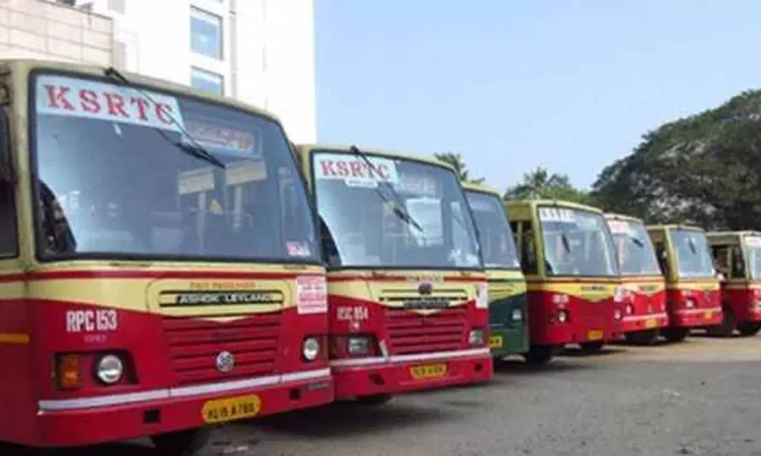 കി​ളി​മാ​നൂ​ർ കെ.​എ​സ്.​ആ​ർ.​ടി.​സിക്ക്​ നി​ഷേ​ധ നി​ല​പാ​ട്; രാ​ത്രി യാ​ത്ര​ക്കാ​ർ ദു​രി​ത​ത്തി​ൽ