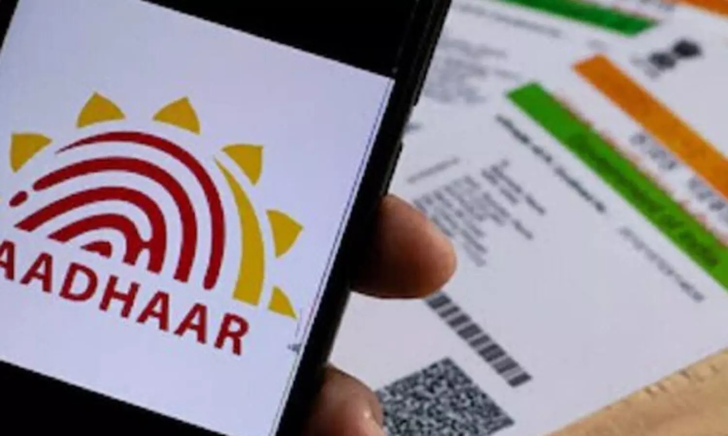 ആധാർ ഇല്ലാത്ത കുട്ടികൾക്ക് സൗജന്യ യൂനിഫോമും പാഠപുസ്തകവും ഇല്ല -മന്ത്രി വി. ശിവൻകുട്ടി