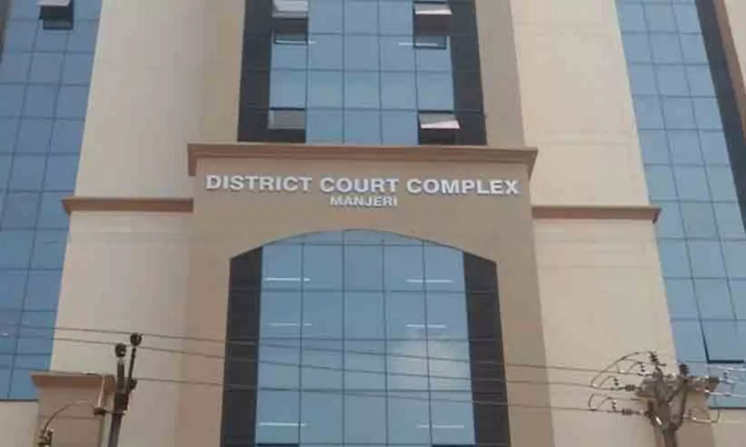 എട്ടു വയസ്സുകാരിയെ പീഡിപ്പിച്ചു;  52കാരന് 97 വര്‍ഷം കഠിന തടവും 7.75 ലക്ഷം രൂപ പിഴയും