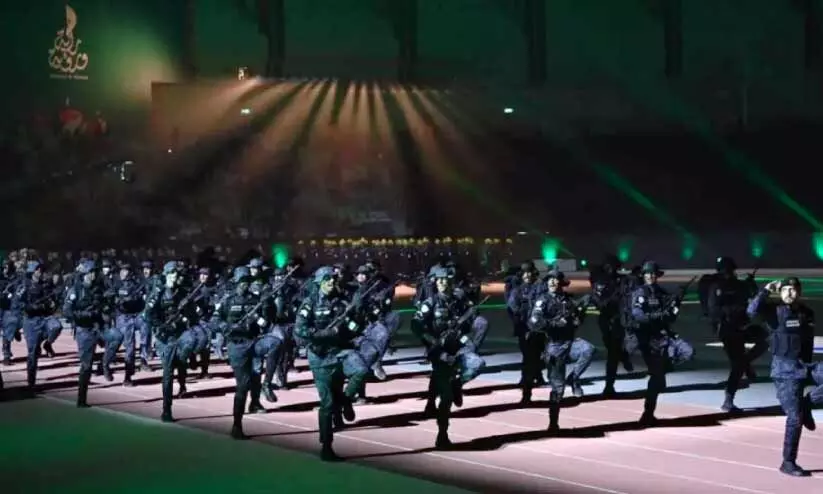 ‘മാതൃരാജ്യത്തിന്റെ അഭിമാനം; ആഭ്യന്തര മന്ത്രാലയത്തിന്റെ തത്സമയ പ്രകടനങ്ങൾ റിയാദിൽ ‘മാതൃരാജ്യത്തിന്റെ അഭിമാനം; ആഭ്യന്തര മന്ത്രാലയത്തിന്റെ തത്സമയ പ്രകടനങ്ങൾ റിയാദിൽ