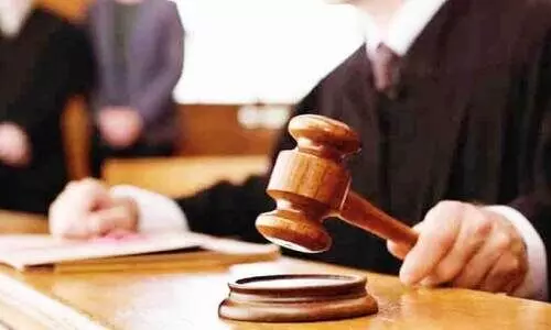 മ​ദ്യ​ല​ഹ​രി​യി​ൽ വാ​ഹ​നാ​പ​ക​ടം; യു​വാ​വി​ന്​ 15,000 ദി​ർ​ഹം പി​ഴ