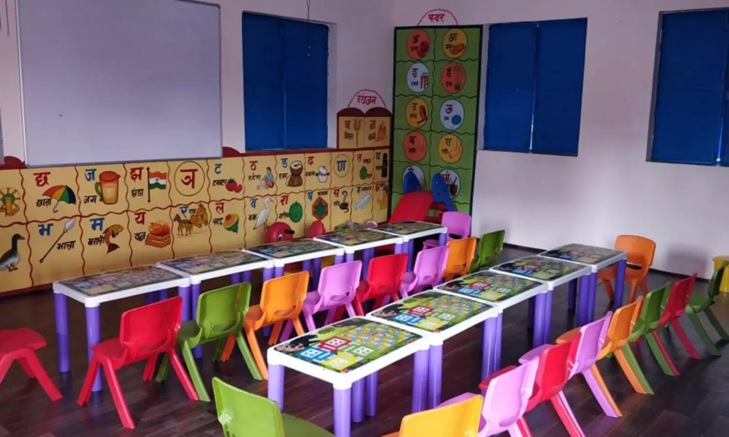 കെ​ട്ടി​ടം പൊ​ളി​ച്ചി​ട്ട് ര​ണ്ടു വ​ർ​ഷം; അം​ഗ​ൻ​വാ​ടി പ്ര​വ​ർ​ത്തി​ക്കു​ന്ന​ത് ലൈ​ൻ മു​റി ക്വാ​ർ​ട്ടേ​ഴ്സി​ൽ