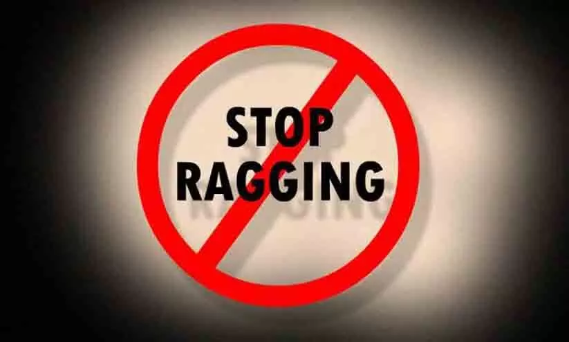 നഗ്നനാക്കി സ്വകാര്യ ഭാഗങ്ങളിൽ മർദിച്ചു, ചെരുപ്പൂരി മുഖത്തടിച്ചു; തമിഴ്നാട്ടിൽ വിദ്യാർഥിക്ക് നേരെ റാഗിങ്