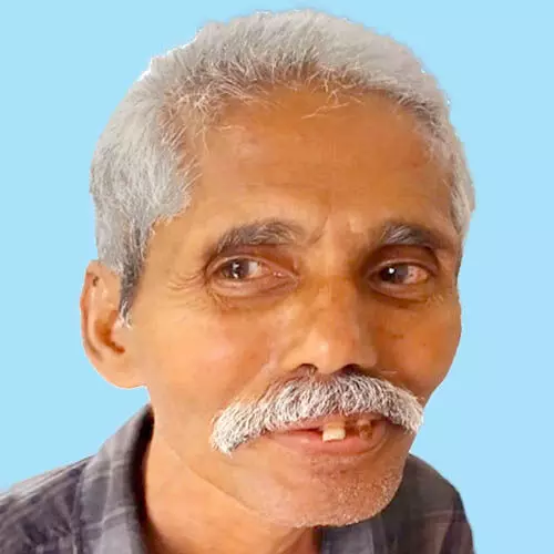 വാ​ഹ​നാ​പ​ക​ട​ത്തി​ൽ പ​രി​ക്കേ​റ്റ മ​ധ്യ​വ​യ​സ്ക​ൻ മ​രി​ച്ചു