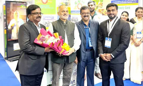 ഹെ​ൽ​ത്ത് എ​ക്സ്​പോയിൽ പ​ങ്കാ​ളി​യാ​യി കോ​യ​മ്പ​ത്തൂ​ർ ആ​യു​ർ​വേ​ദി​ക് സെ​ന്റ​റും