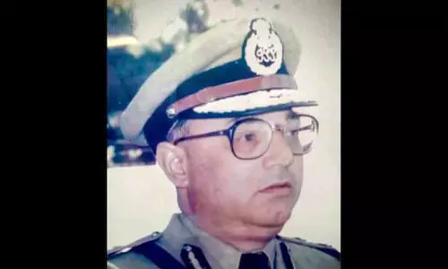 ജമ്മു കശ്മീരിലെ അവസാനത്തെ കശ്മീരി മുസ്‍ലിം ഡി.ജി.പി ഗുലാം ജീലാനി പണ്ഡിറ്റ് അന്തരിച്ചു