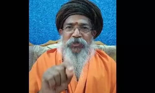 വിദ്വേഷ പ്രസംഗം: ശാന്താനന്ദ മഹർഷിക്കെതി​രെ പൊലീസിൽ പരാതിയുമായി പന്തളം കൊട്ടാരം കുടുംബാംഗവും