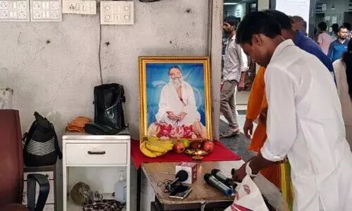 Controversy erupts at Surat Hospital over aarti for convicted rapist Asaram, two staff face action
