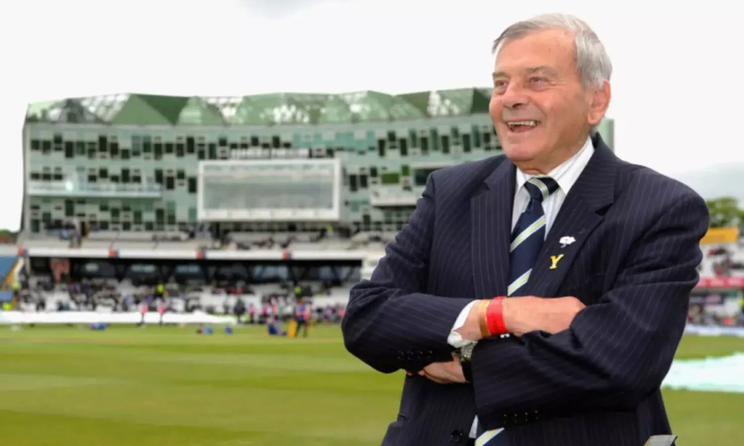 ഇ​തി​ഹാ​സ അ​മ്പ​യ​ർ ഡി​ക്കി ബേ​ർ​ഡി​ന് വി​ട