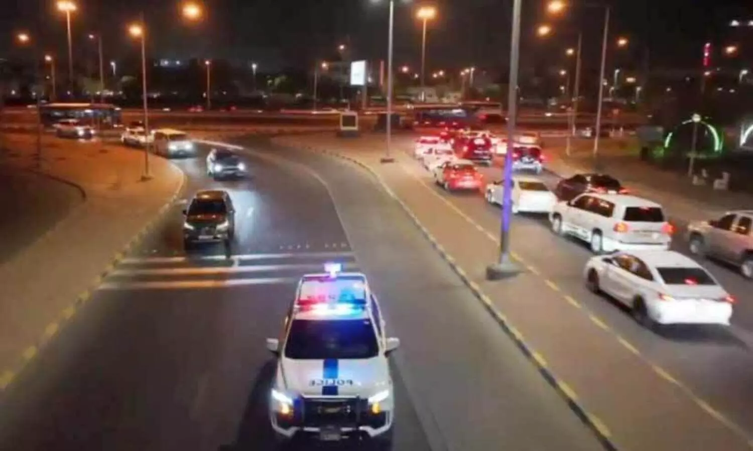 സു​ര​ക്ഷാ സ​ജ്ജീ​ക​ര​ണ​ങ്ങ​ൾ ശ​ക്തം; റോ​ഡി​ൽ സാ​ഹ​സം വേ​ണ്ട